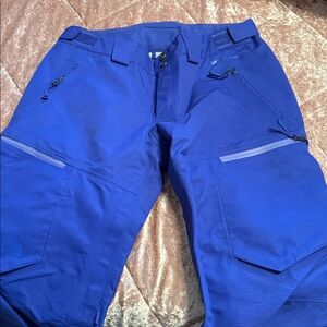 North Face Womens Medium Snowboarding Ski Pants Steep Series Pockets Waterproof